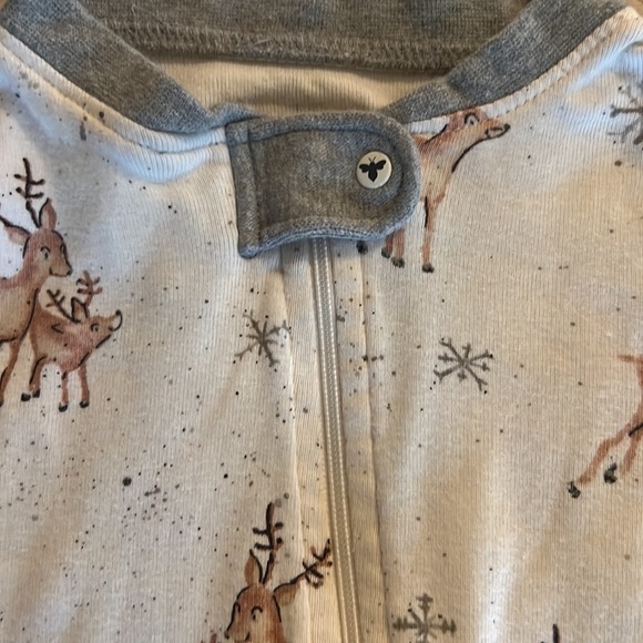 Burt’s Bees Baby Reindeer Pajamas - Picture 2 of 4